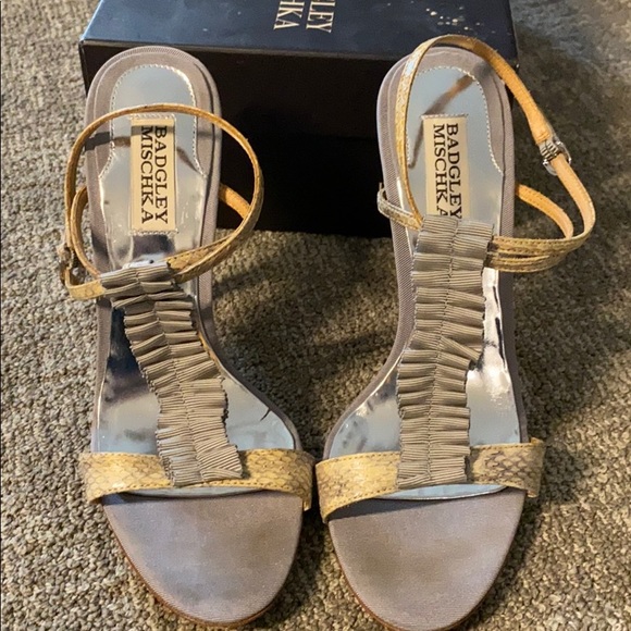 Badgley Mischka High Heels - Picture 4 of 6